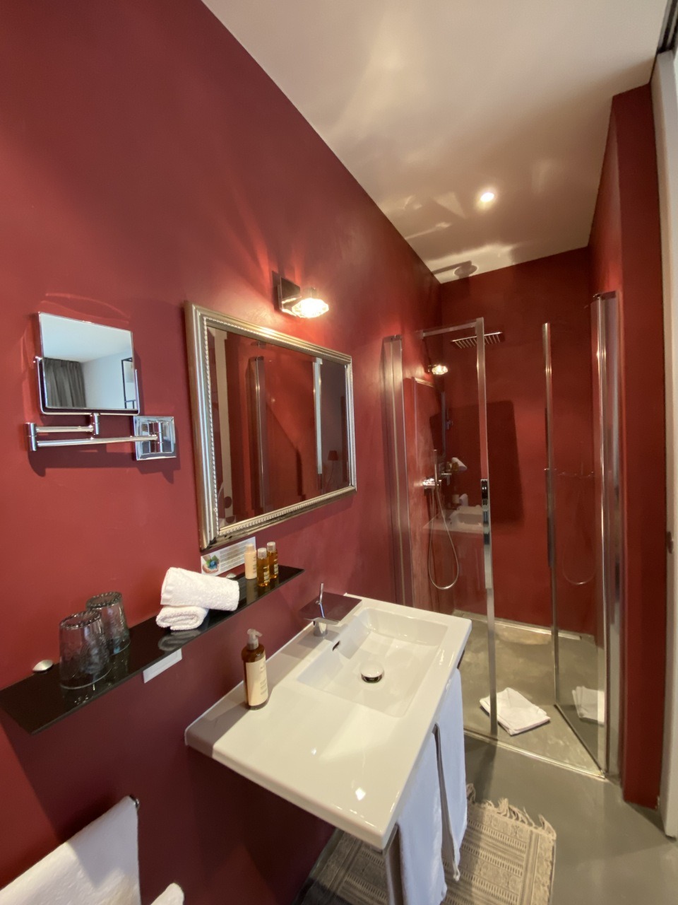 Chambre terrasse Morges, chambre Charles F